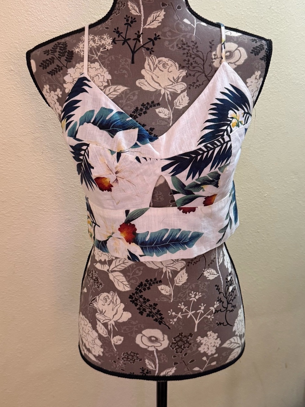 FARM Rio Tropical Floral Cutout Crop Top - White with Green & Navy Leaves